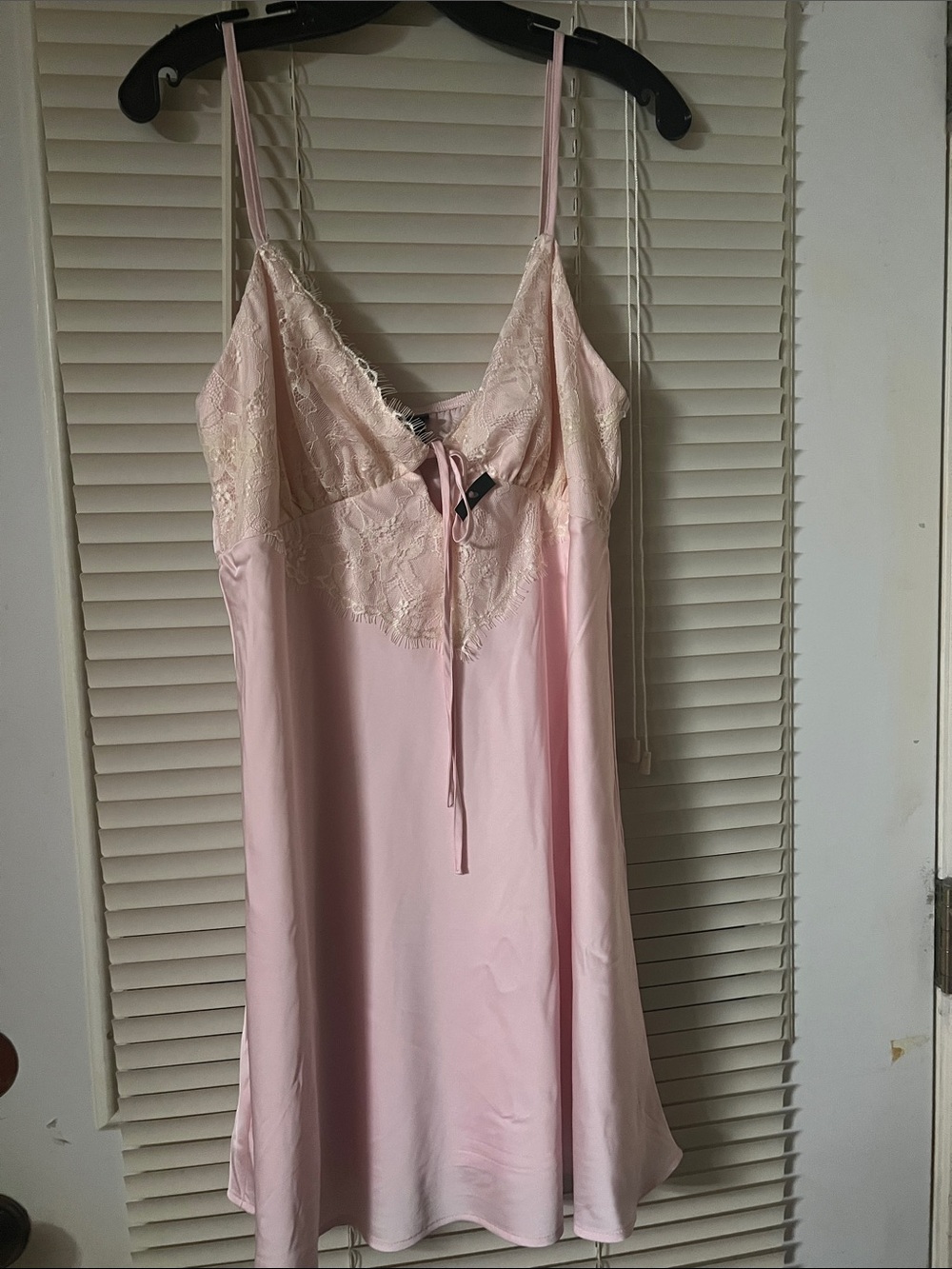 Women’s Satin Lace Slip Nightdress - Light Pink